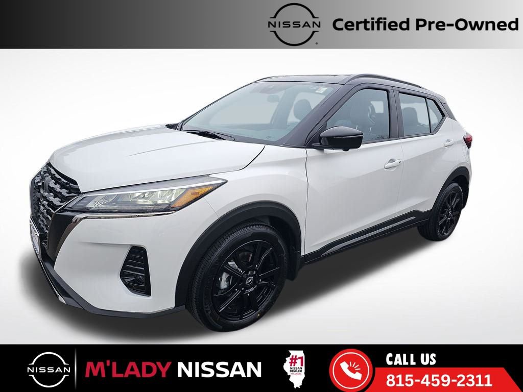 Used 2023 Nissan Kicks SR w/ SR Premium Package image 3