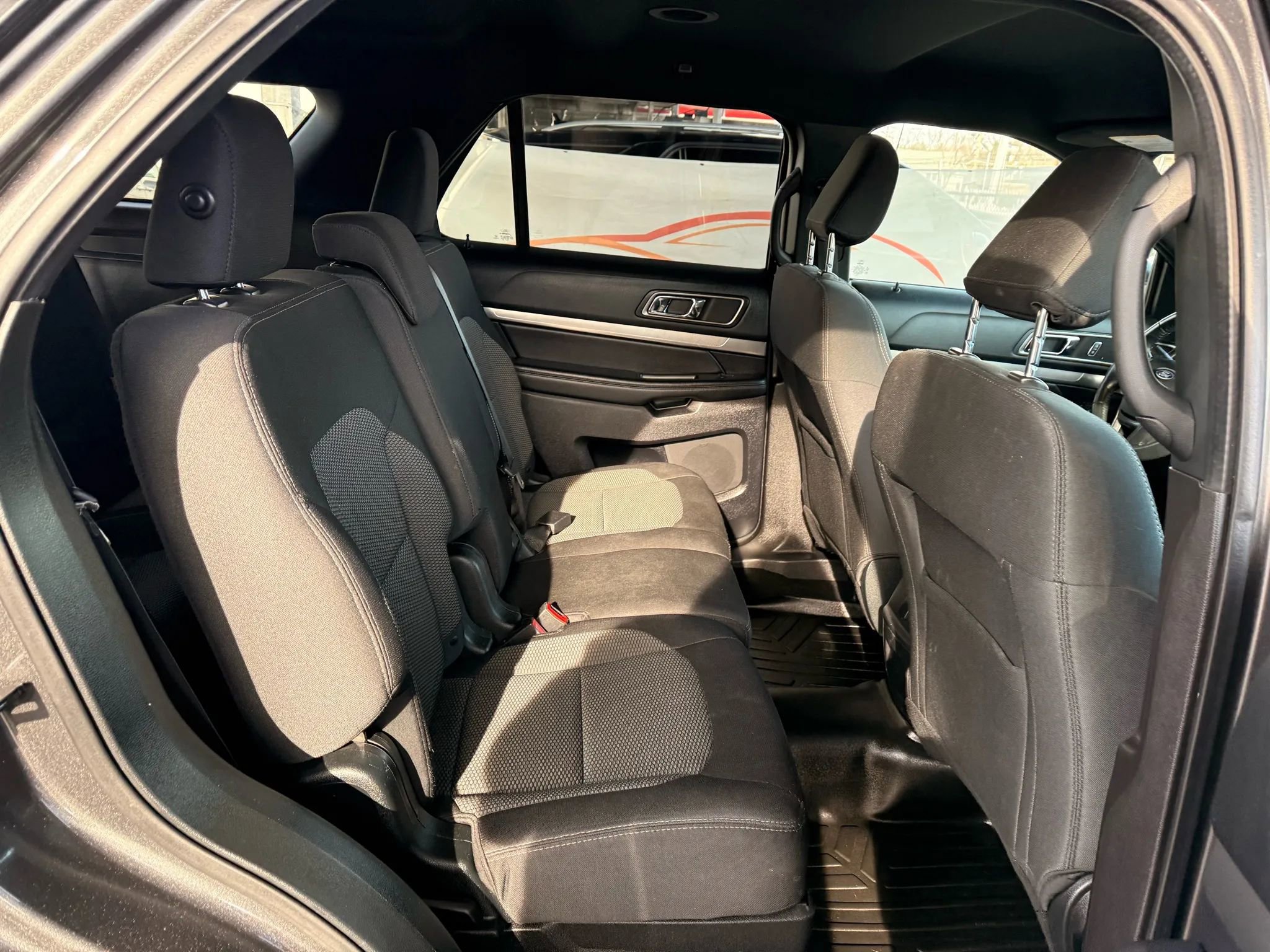 Used 2019 Ford Explorer XLT image 66