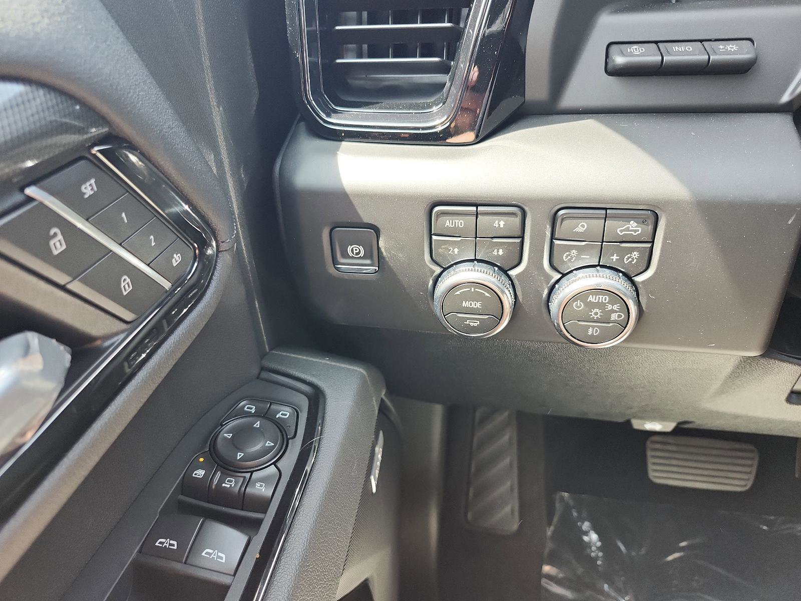 New 2026 GMC Sierra 2500 AT4 w/ AT4 Premium Plus Package AWD/4WD image 20