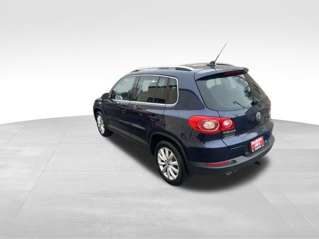 Used 2011 Volkswagen Tiguan SE image 13