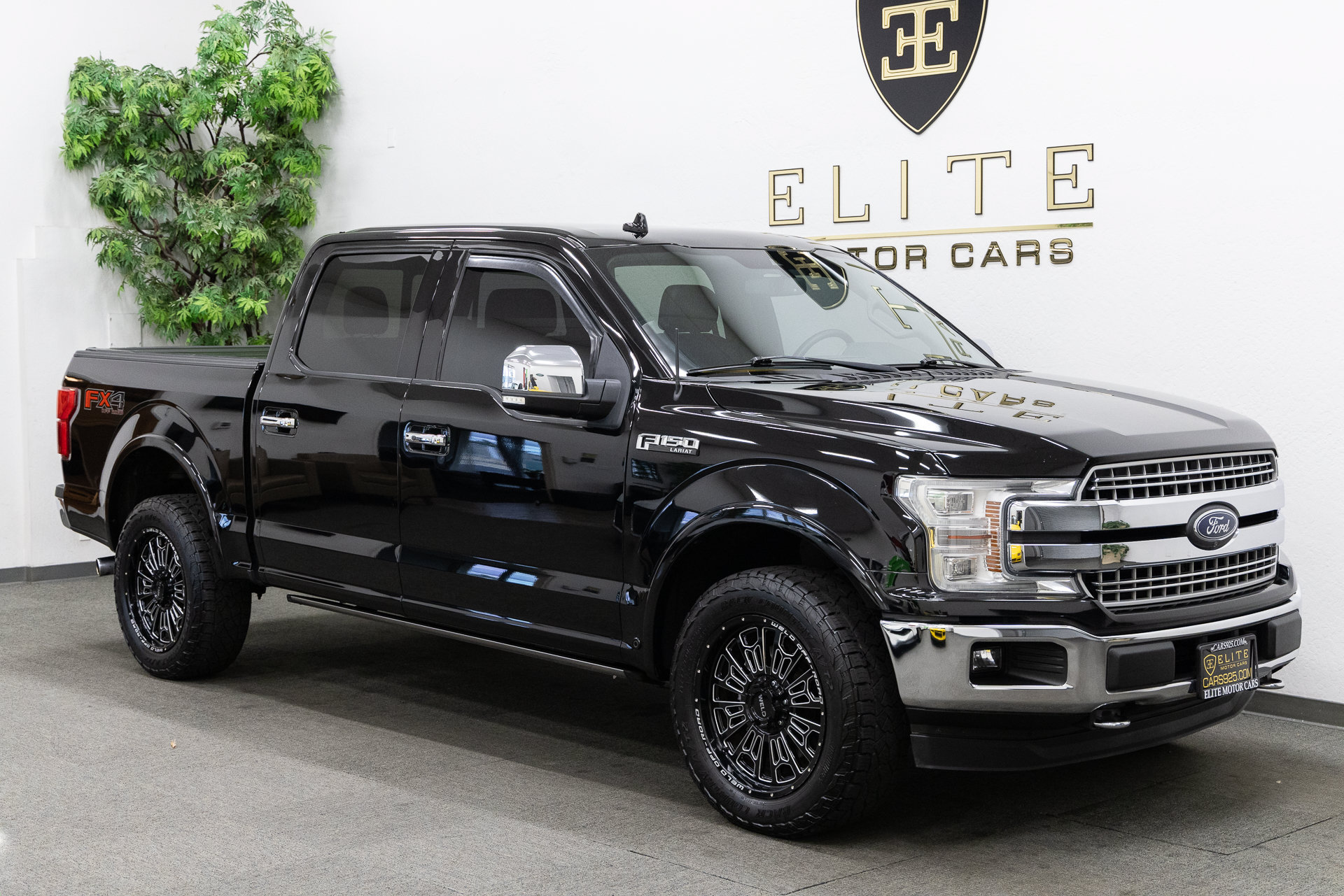 Used 2018 Ford F150 Lariat w/ Equipment Group 502A Luxury AWD/4WD image 9