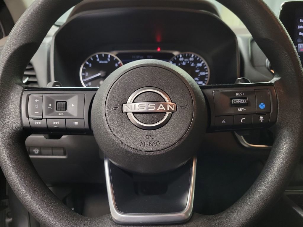 Used 2023 Nissan Rogue SV image 19