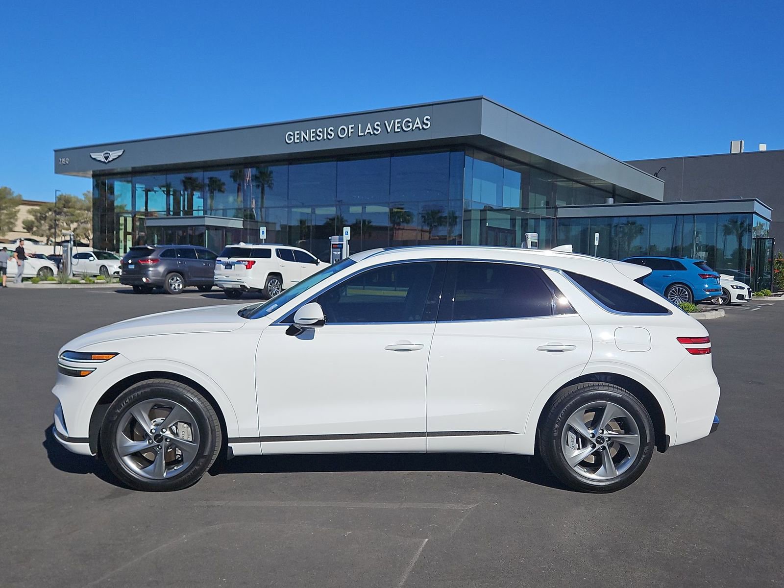 Certified 2026 Genesis GV70 2.5T Select image 5