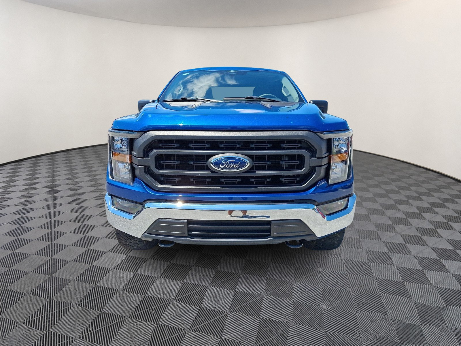 Used 2023 Ford F150 XL w/ XL Chrome Appearance Package AWD/4WD image 2