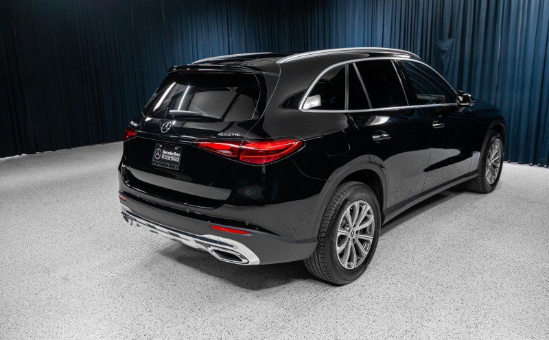 Certified 2026 Mercedes-Benz GLC 300 4MATIC image 4