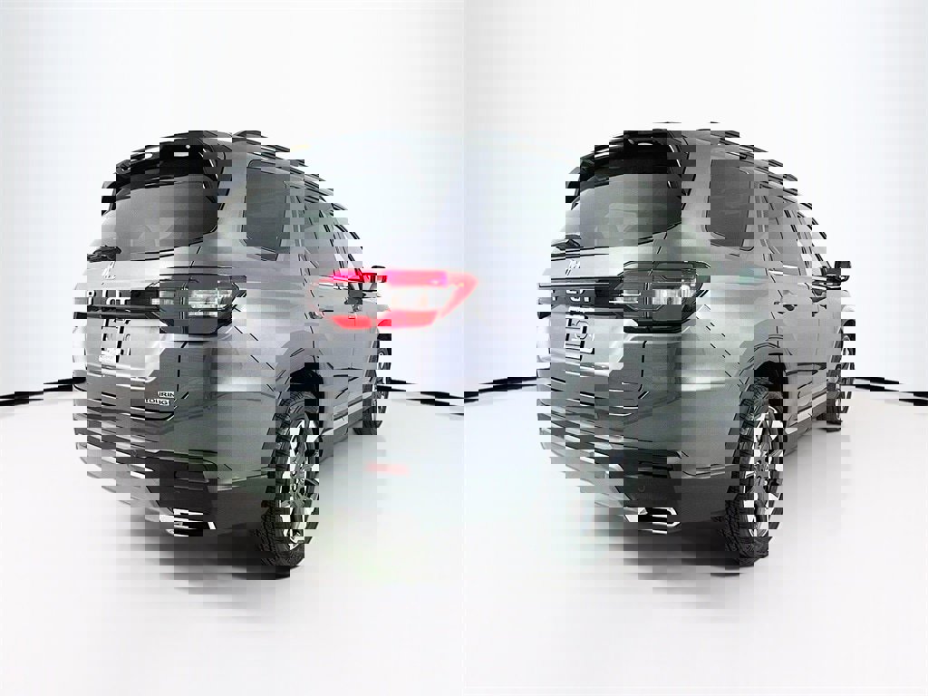 New 2026 Honda Pilot Touring image 5