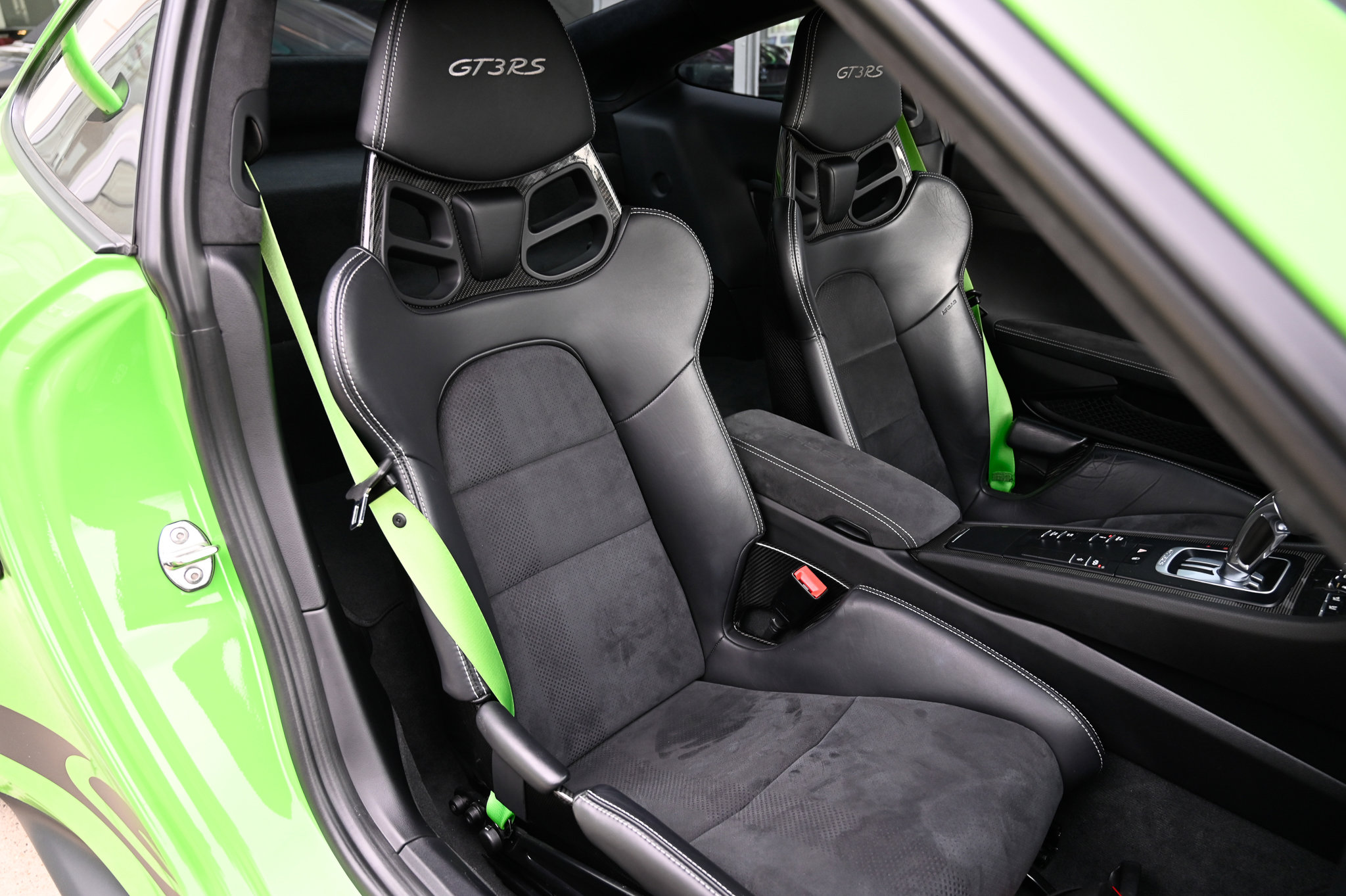 Used 2019 Porsche 911 GT3 RS image 39