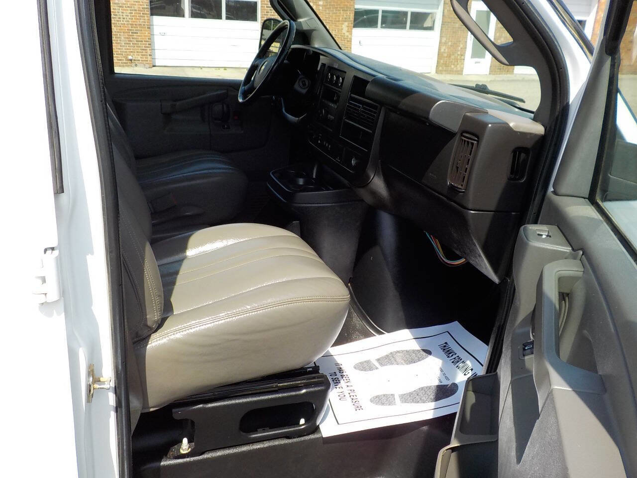 Used 2020 Chevrolet Express 2500 Extended w/ Driver Convenience Package RWD image 24