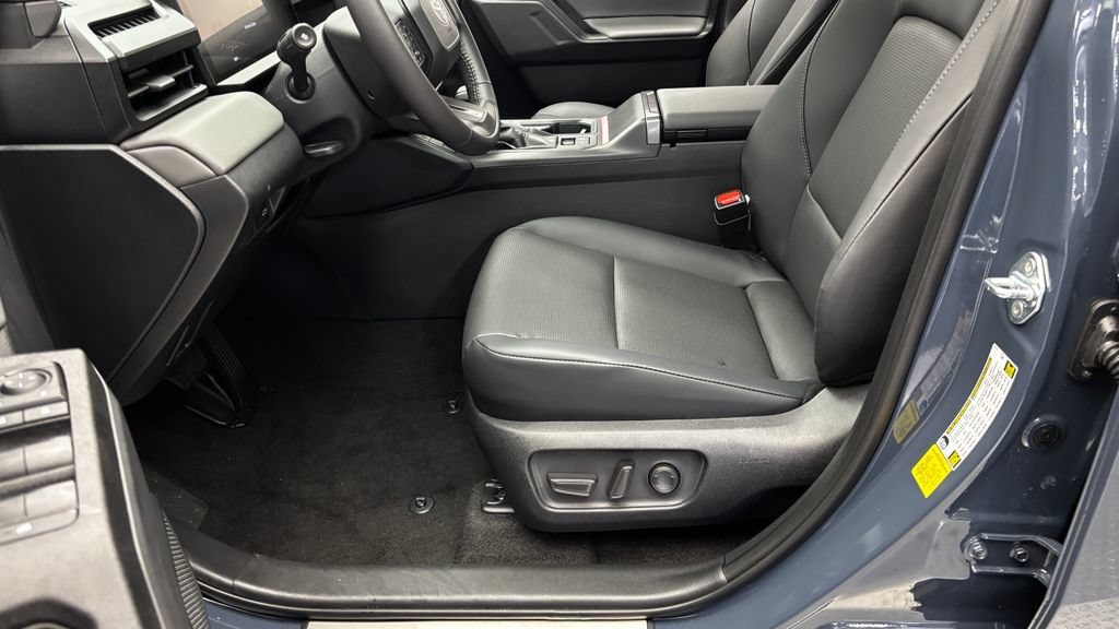 Used 2026 Toyota RAV4 XLE Premium w/ Weather Package AWD/4WD image 13