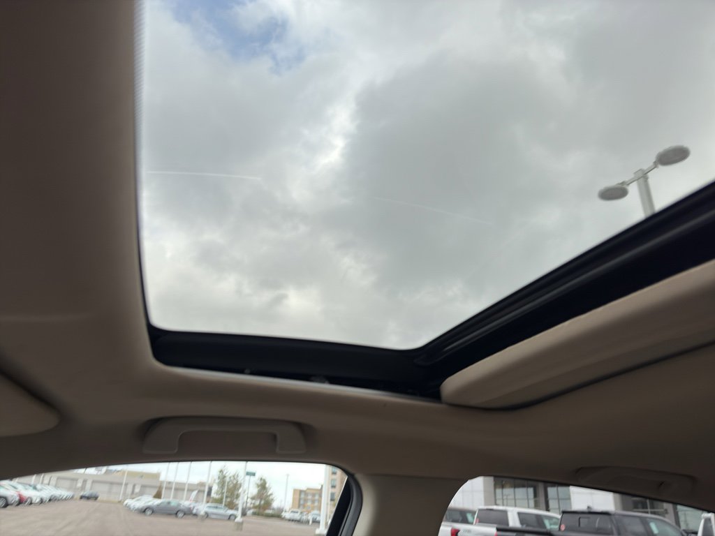 Used 2016 Honda CR-V EX image 17