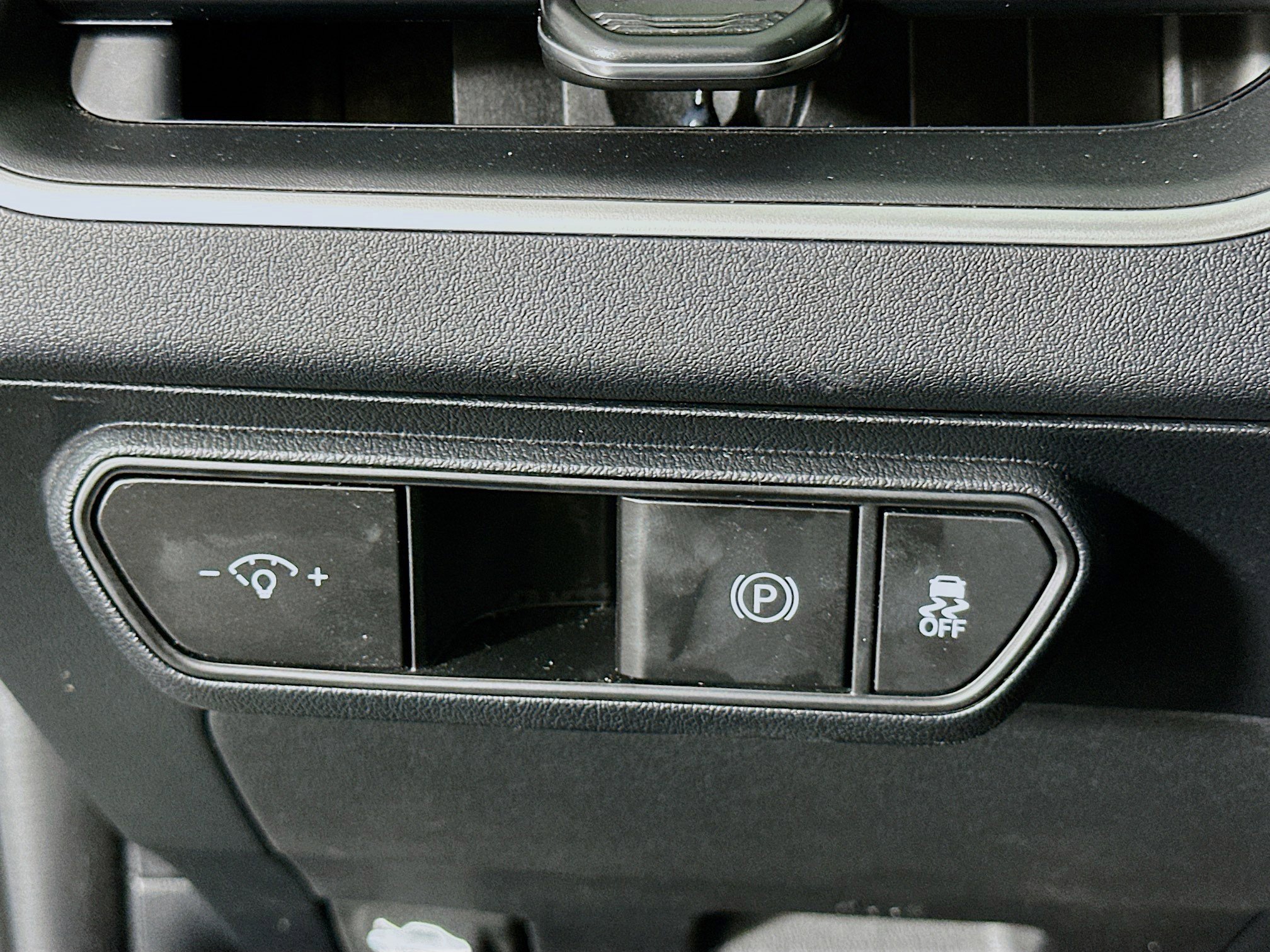 Used 2025 Kia K4 LXS image 17