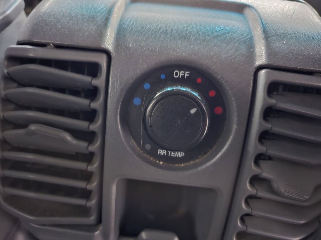 Used 2004 Honda Pilot EX image 20