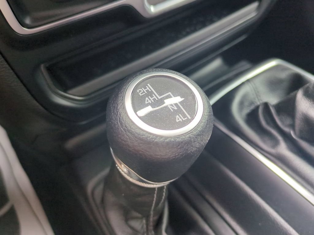 Used 2024 Jeep Gladiator Sport AWD/4WD image 24