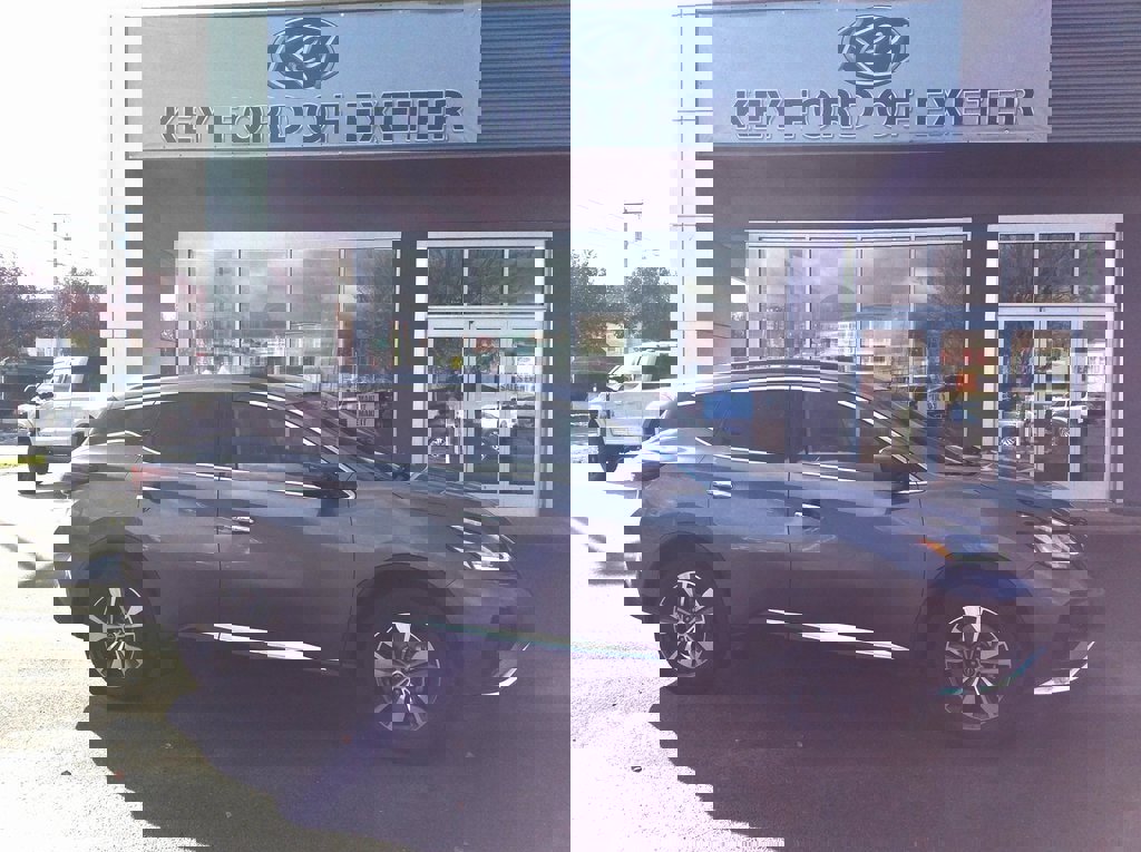 Used 2023 Nissan Murano SV image 1