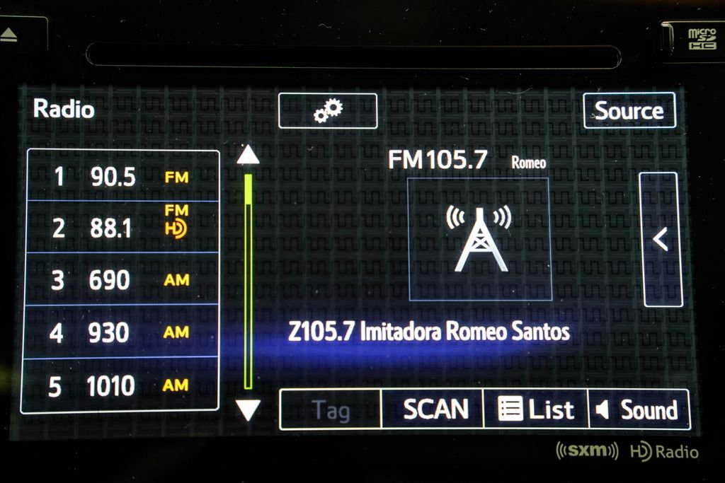 Used 2017 Subaru Outback 2.5i Limited AWD/4WD image 37