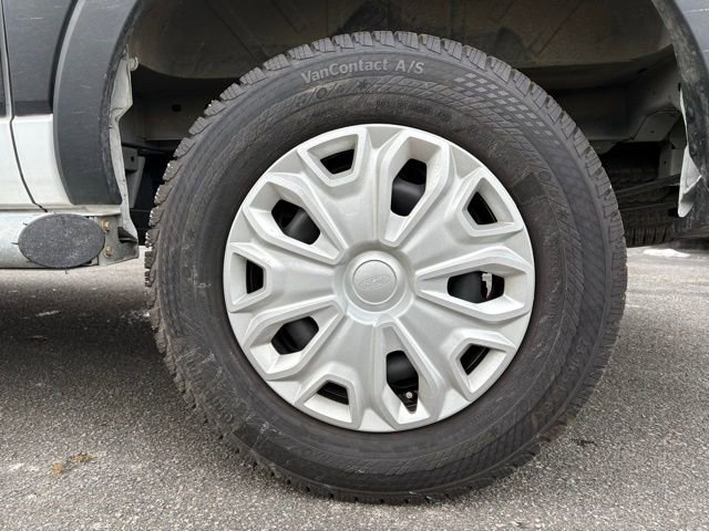 Used 2024 Ford Transit 250 Low Roof w/ Exterior Upgrade Package image 18