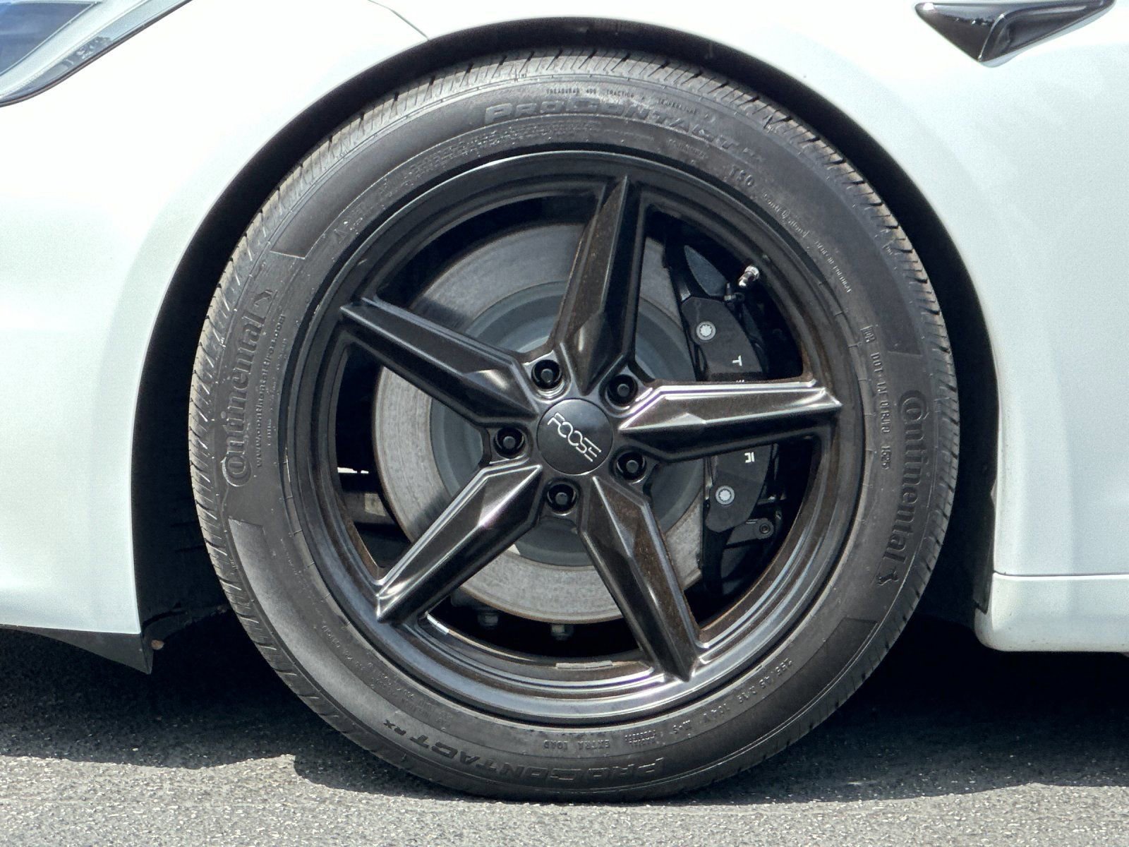 Used 2023 Tesla Model S Standard Range image 30