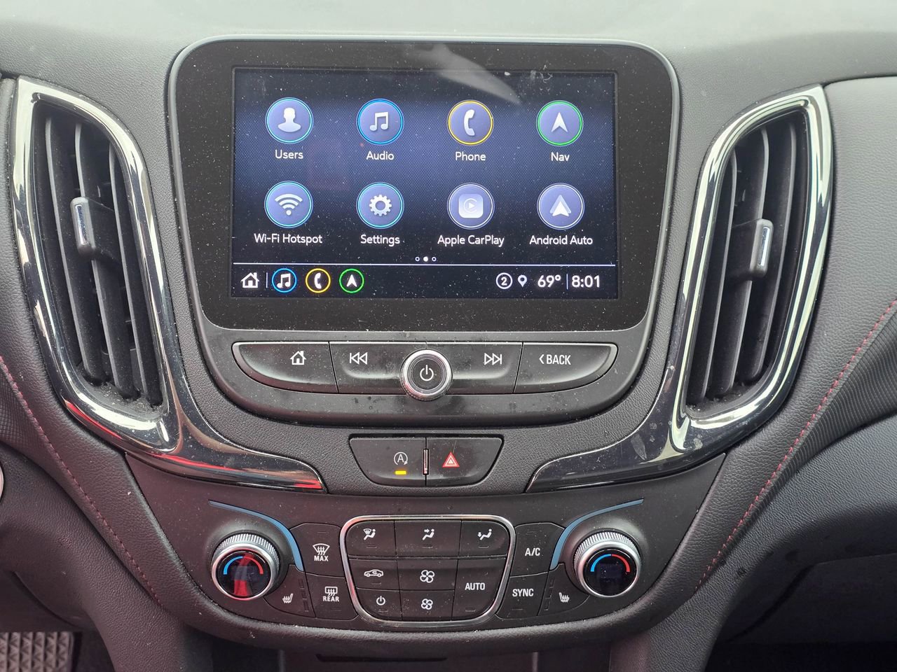 Used 2022 Chevrolet Equinox RS w/ RS Leather Package image 15