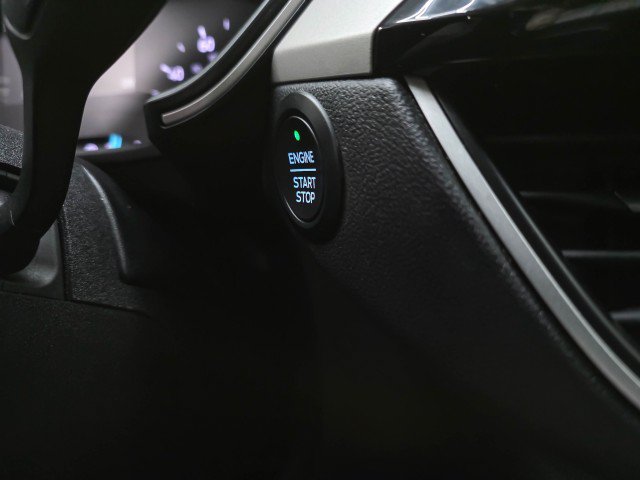 Used 2020 Ford Escape SEL AWD/4WD image 24