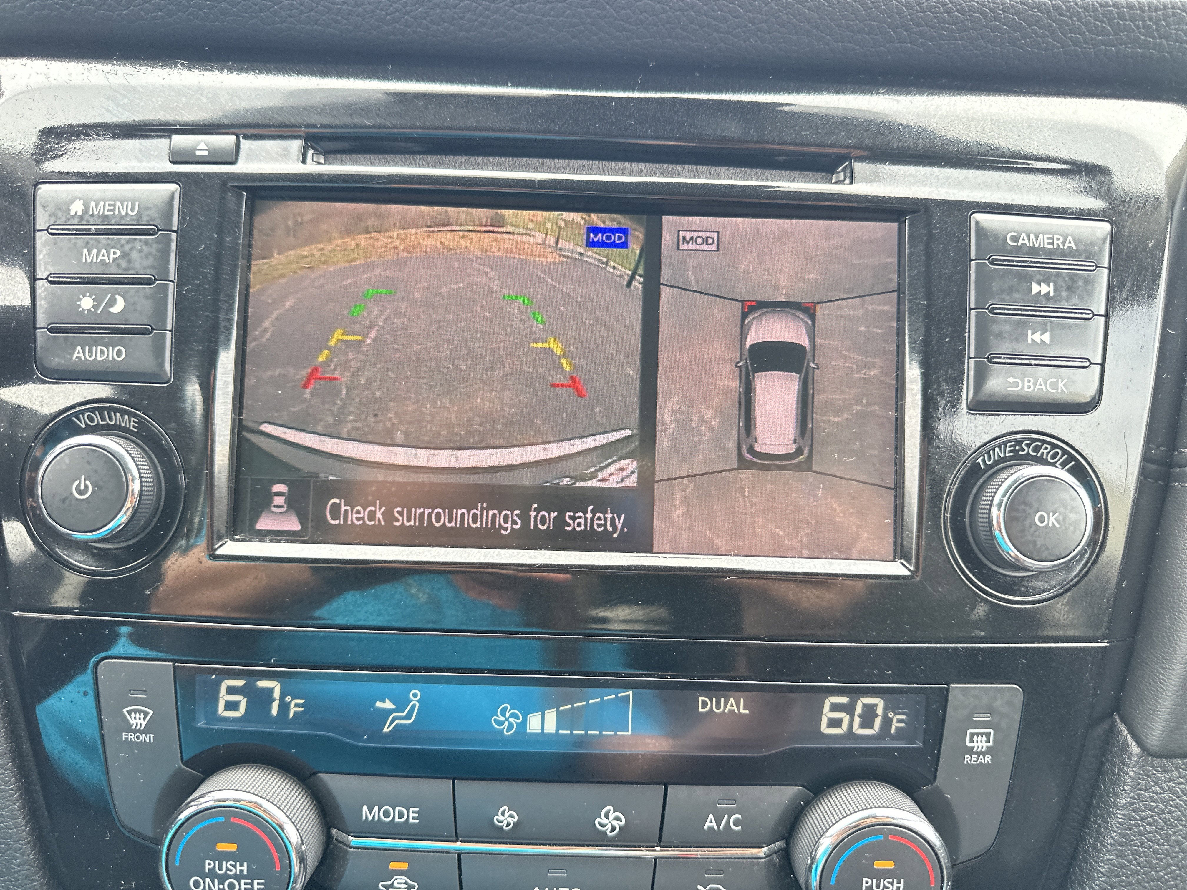 Used 2020 Nissan Rogue SL w/ Premium Package image 26