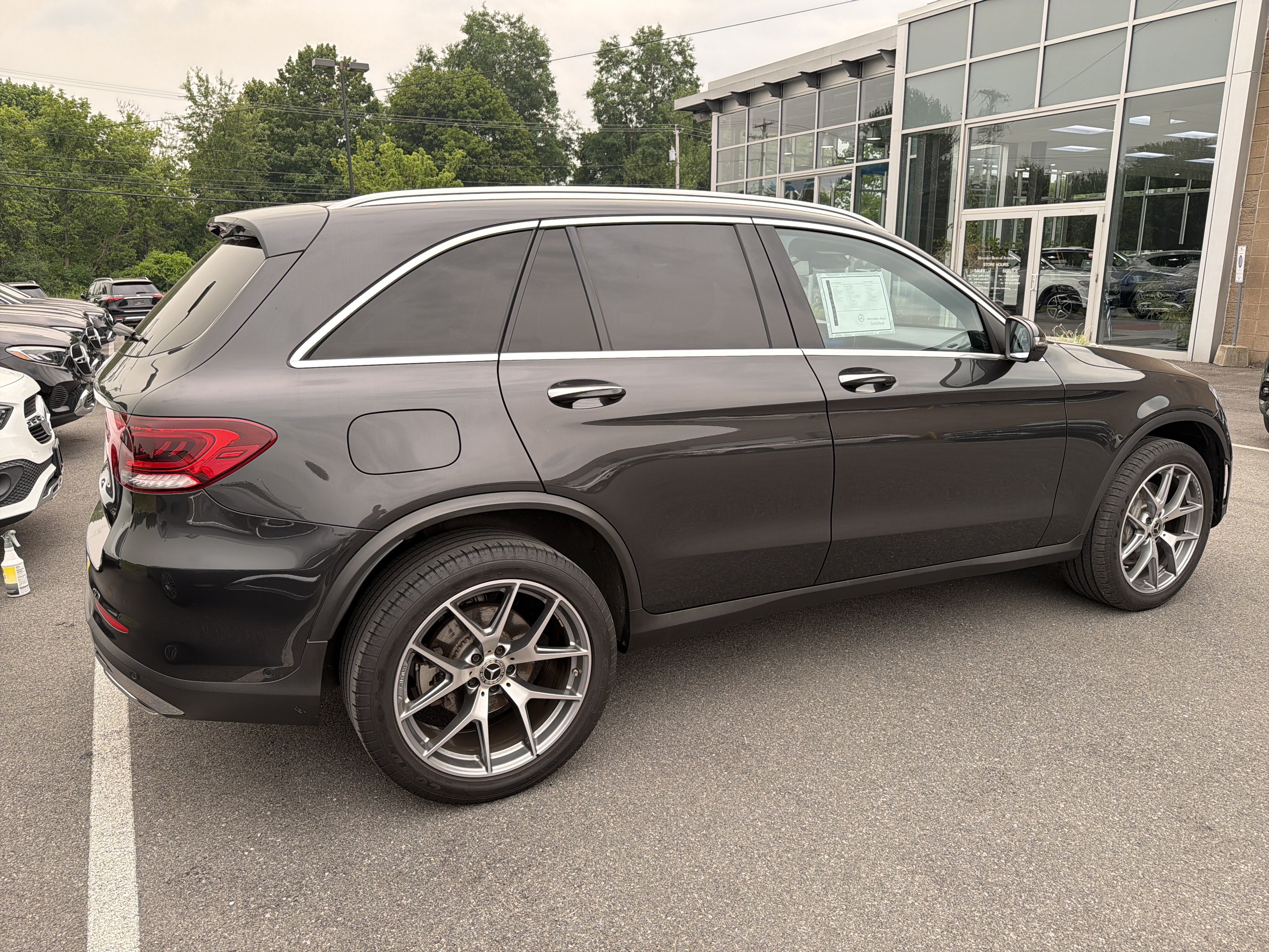 Used 2022 Mercedes-Benz GLC 300 4MATIC image 7
