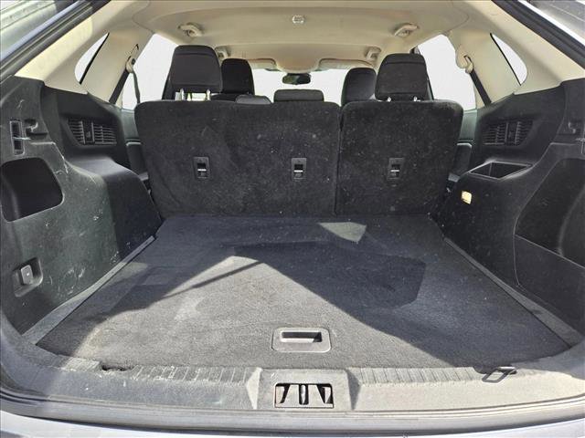 Used 2023 Ford Edge SE image 16