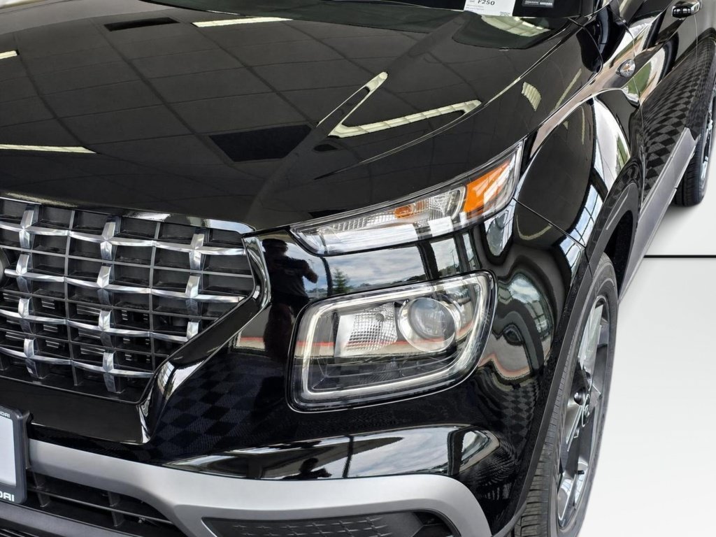 New 2026 Hyundai Venue SEL FWD image 10