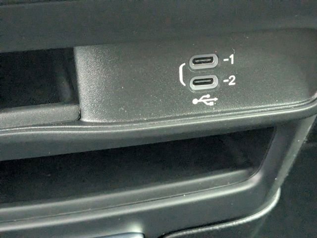 New 2026 Chrysler Pacifica Select w/ S Appearance Package image 21