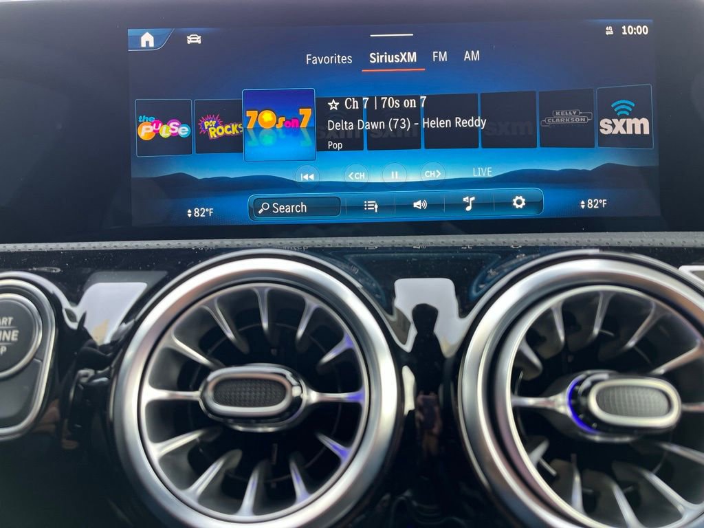 New 2025 Mercedes-Benz CLA 35 AMG 4MATIC image 33