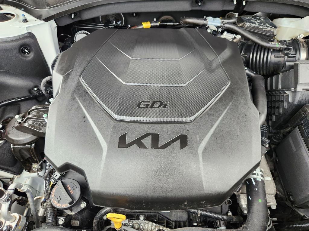 Certified 2025 Kia Telluride EX w/ EX Captain's Chair Package image 18