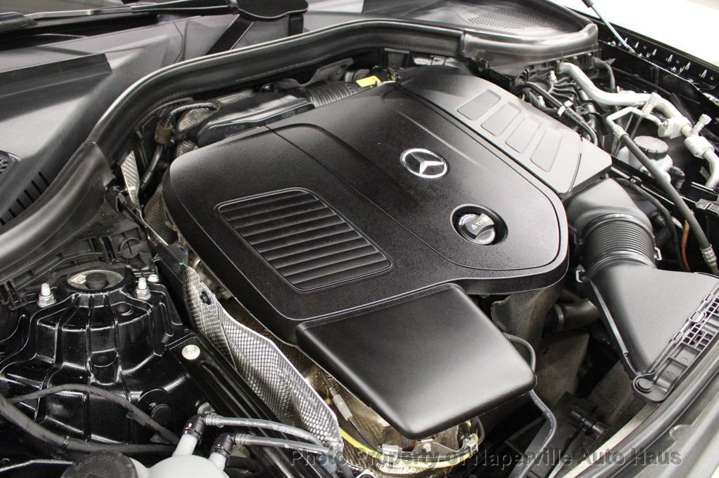 Used 2025 Mercedes-Benz GLC 300 4MATIC image 42