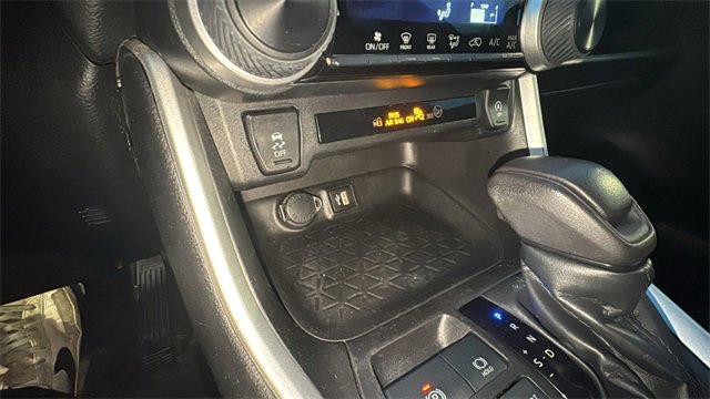 Used 2023 Toyota RAV4 LE image 18