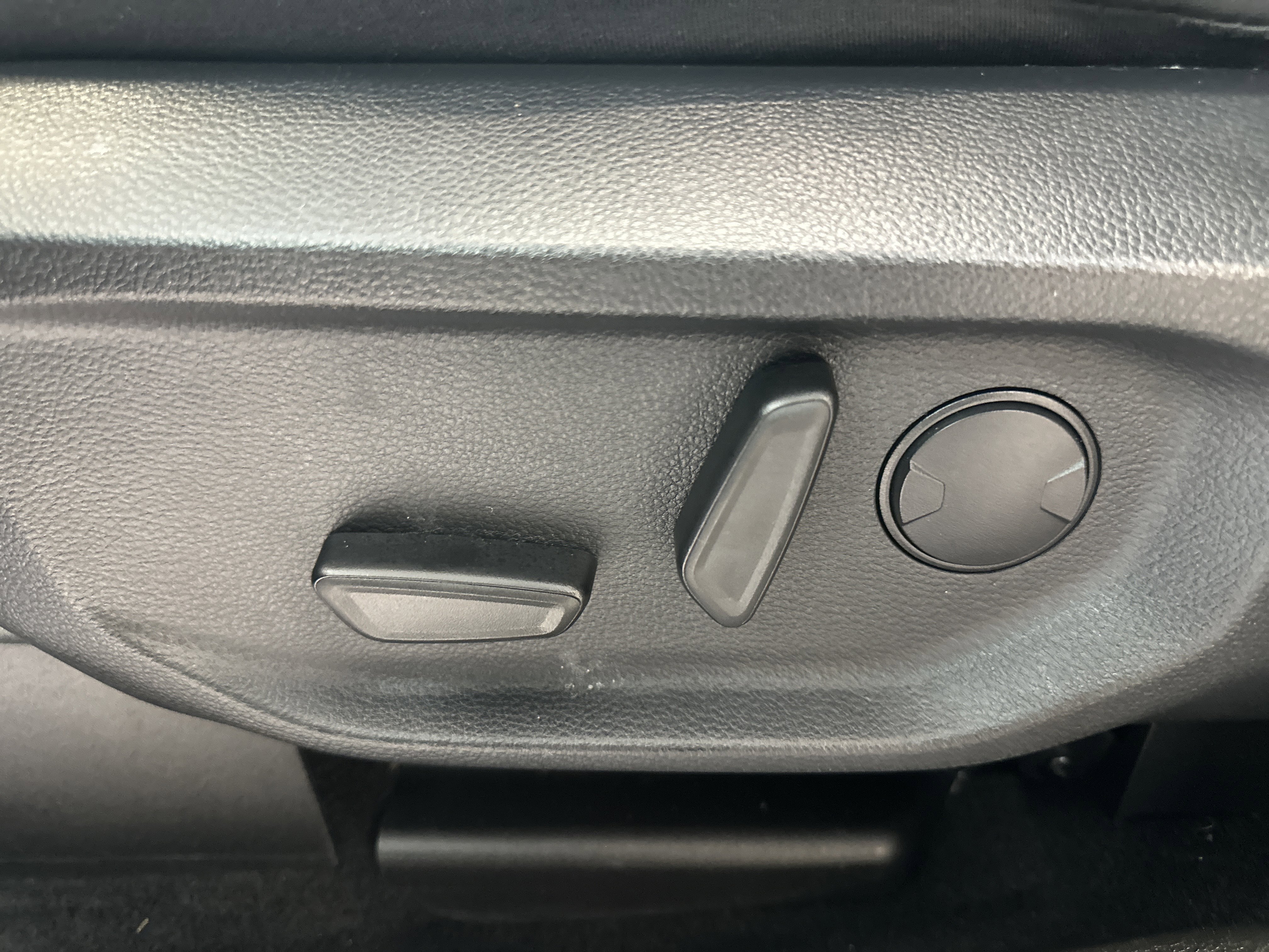 Used 2024 Ford Ranger Lariat w/ FX4 Off-Road Package image 24