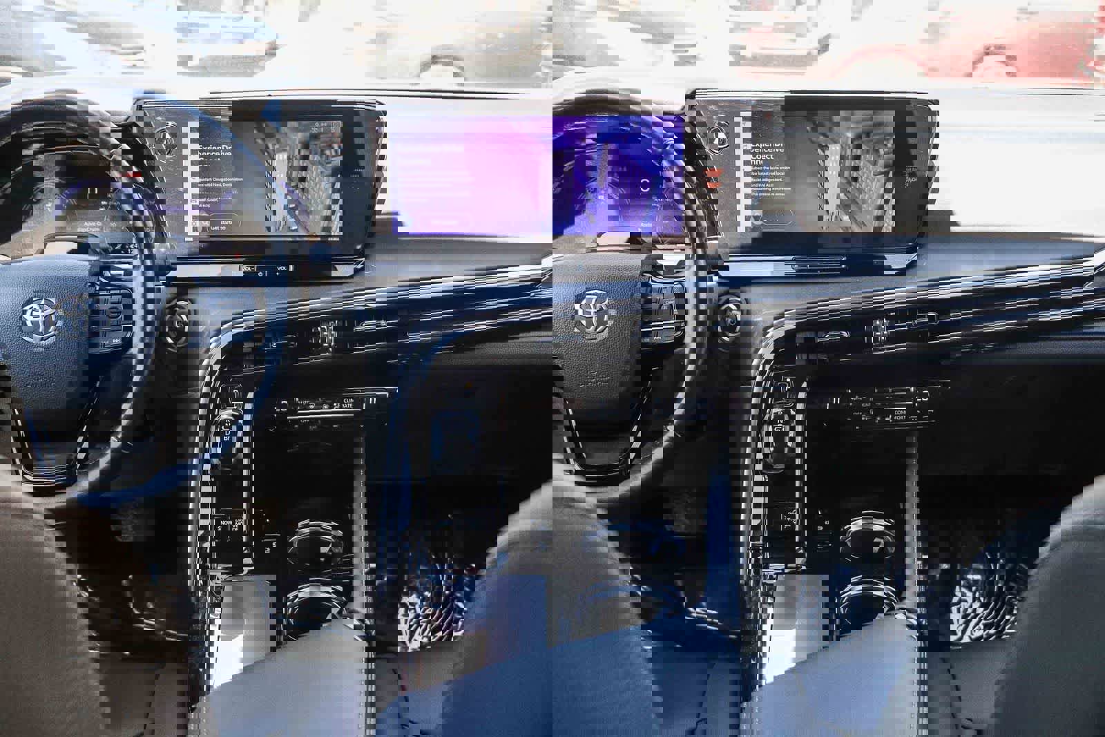 Used 2024 Toyota Mirai XLE image 12