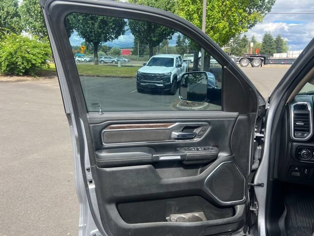 Used 2019 RAM 1500 Laramie AWD/4WD image 15