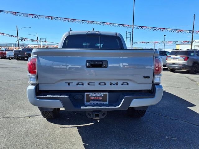 Used 2021 Toyota Tacoma TRD Off-Road image 7