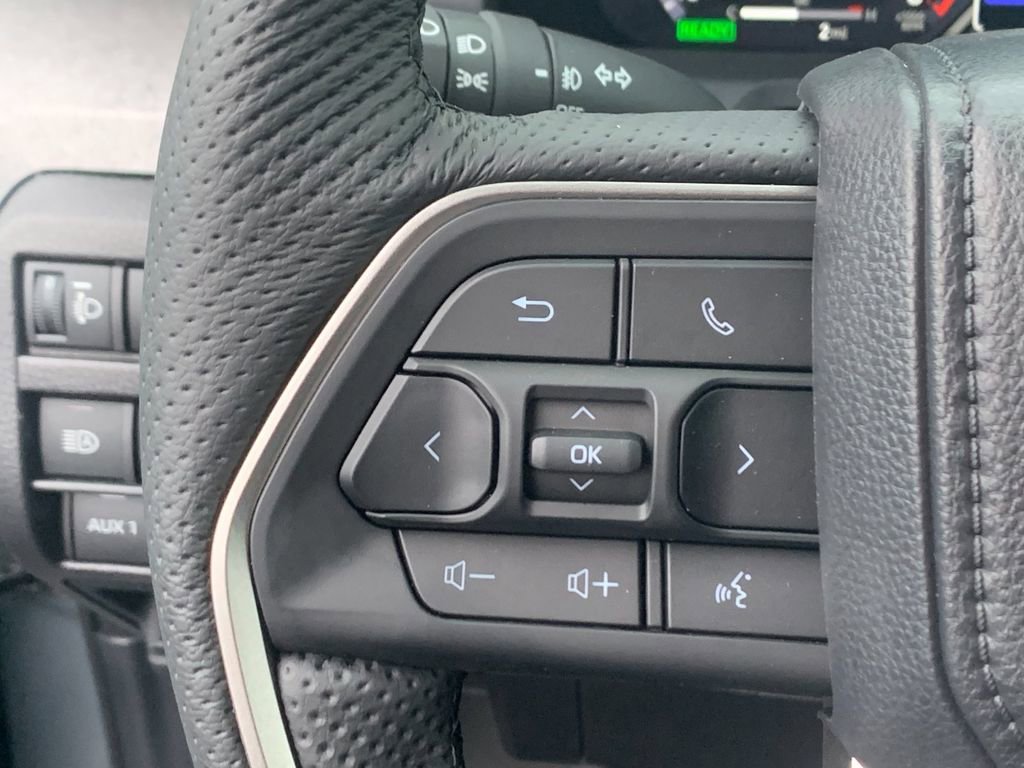 New 2025 Toyota Tacoma Trailhunter image 28