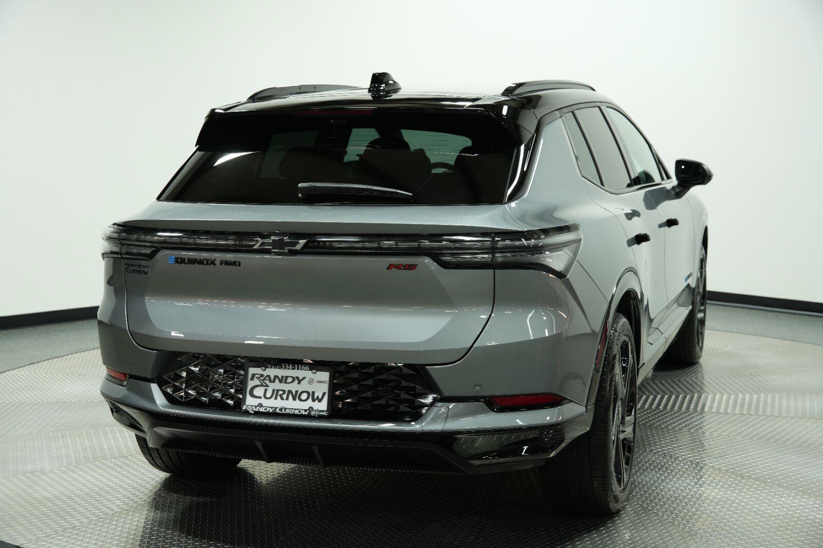 Used 2026 Chevrolet Equinox EV RS w/ Convenience Package II AWD/4WD image 9