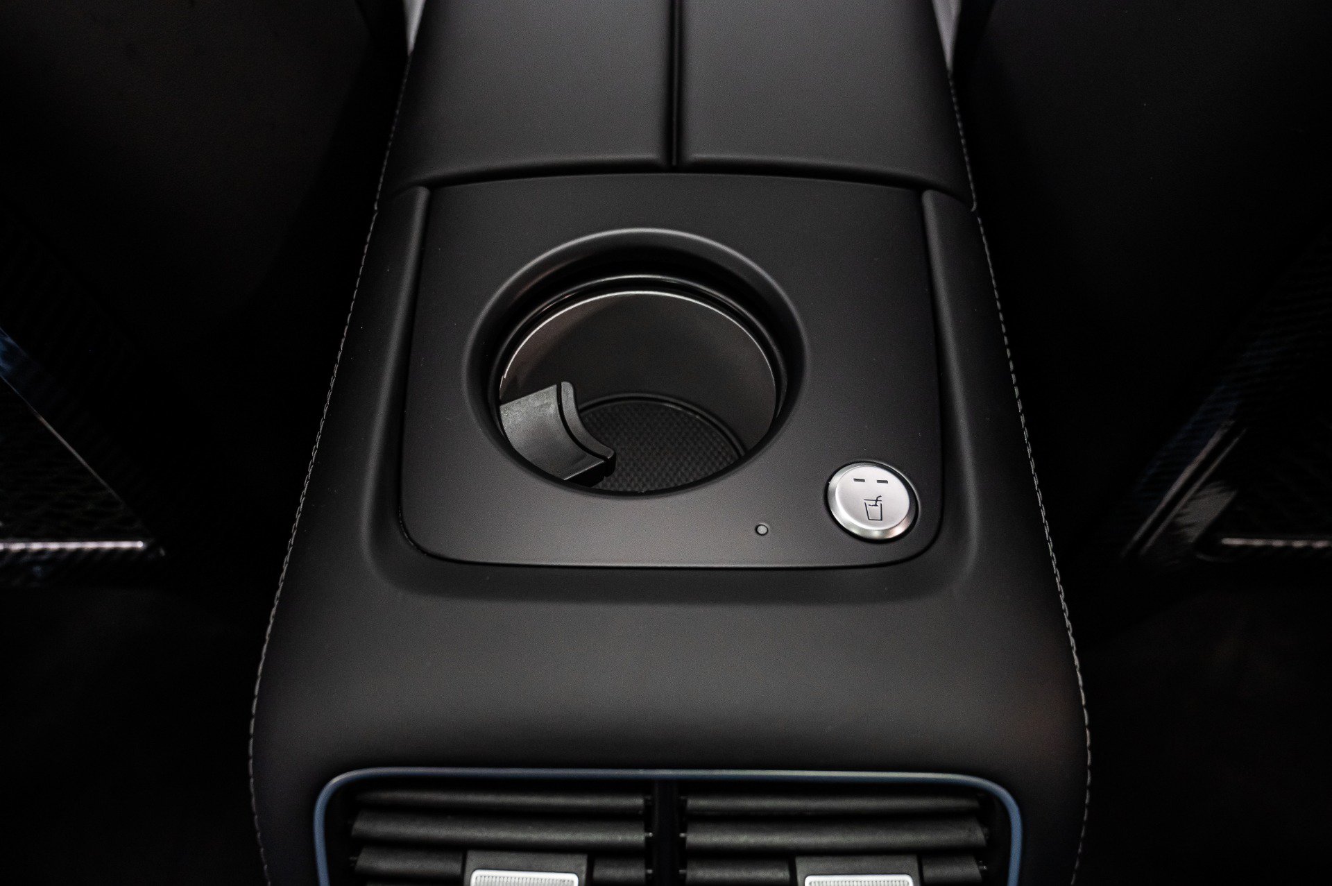 Used 2023 Mercedes-Benz GLS 63 AMG 4MATIC image 39