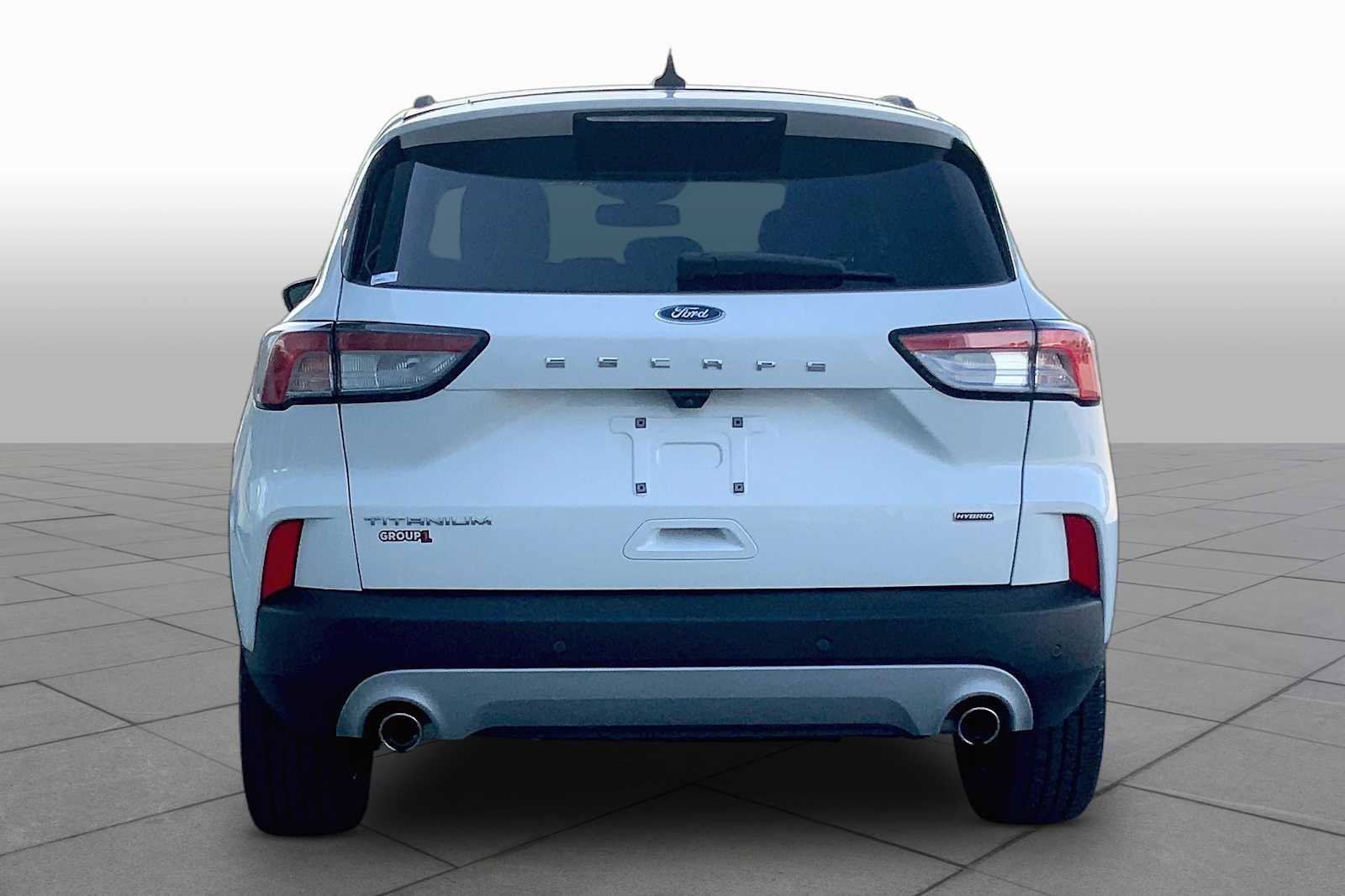 Used 2020 Ford Escape Titanium FWD image 5