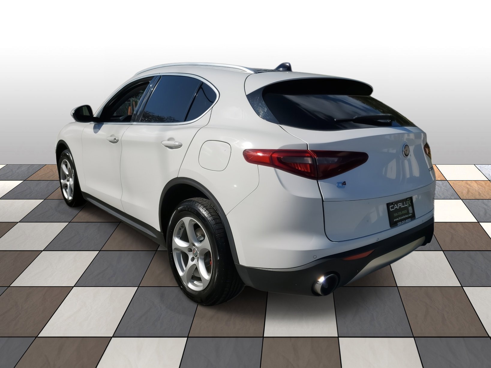 Used 2019 Alfa Romeo Stelvio AWD image 6