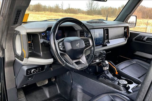 Used 2023 Ford Bronco Badlands image 17