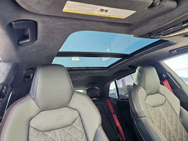 New 2026 Audi SQ8 Prestige AWD/4WD image 3