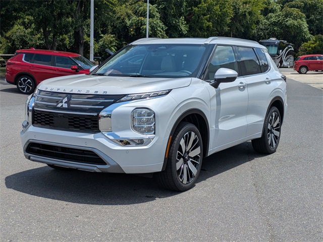 New 2025 Mitsubishi Outlander SEL image 7