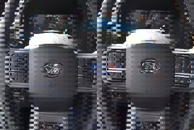 New 2025 Ford F150 Lariat w/ Equipment Group 502A High image 8