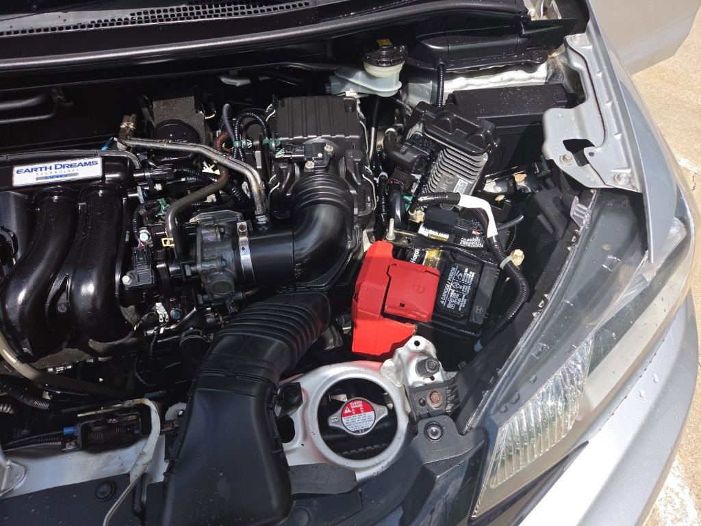 Used 2015 Honda Fit LX image 25