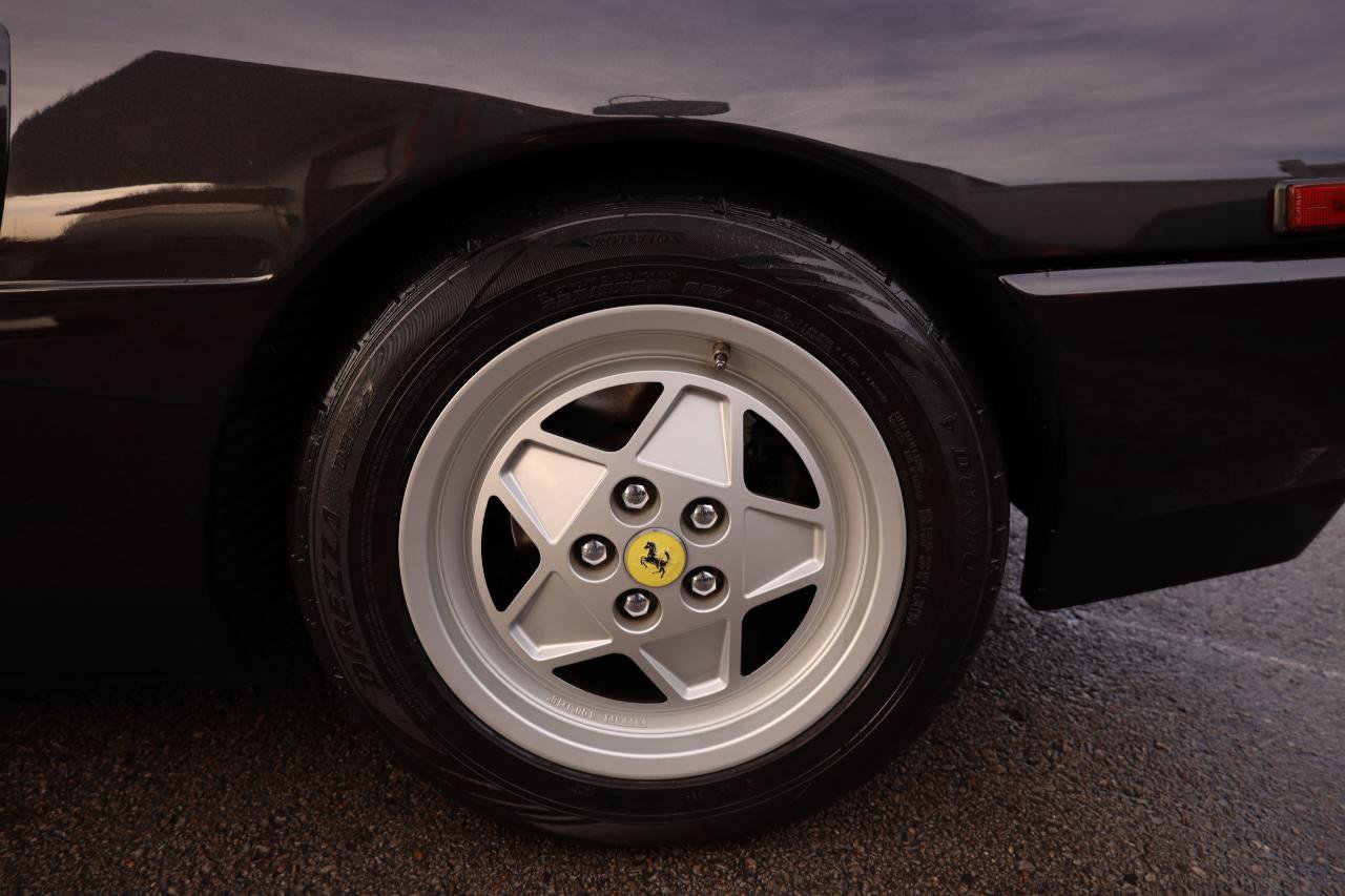 Used 1989 Ferrari Mondial T Cabriolet RWD image 33