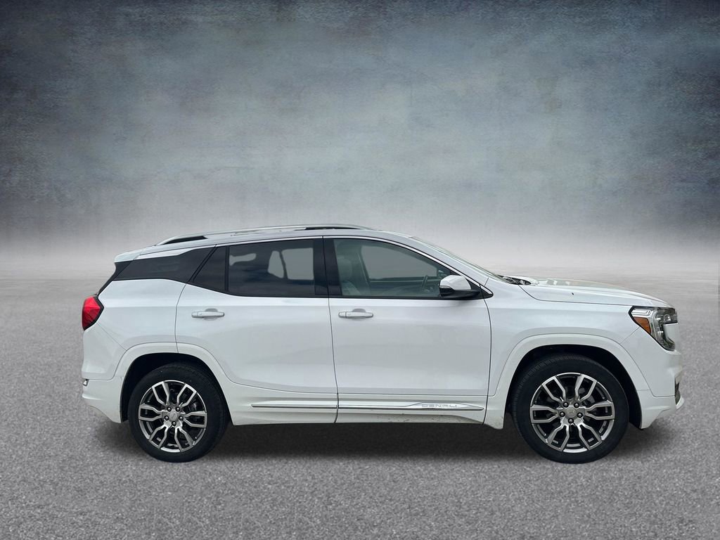 Used 2023 GMC Terrain Denali AWD/4WD image 6