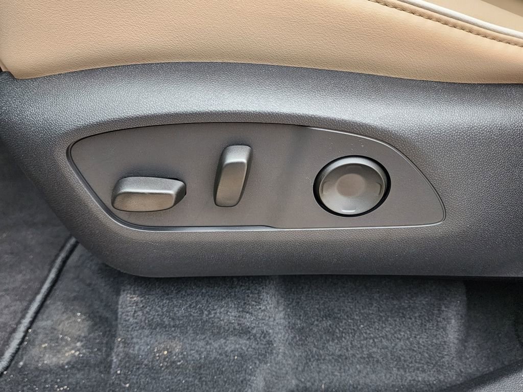 New 2026 Buick Enclave Preferred w/ Power Package image 17
