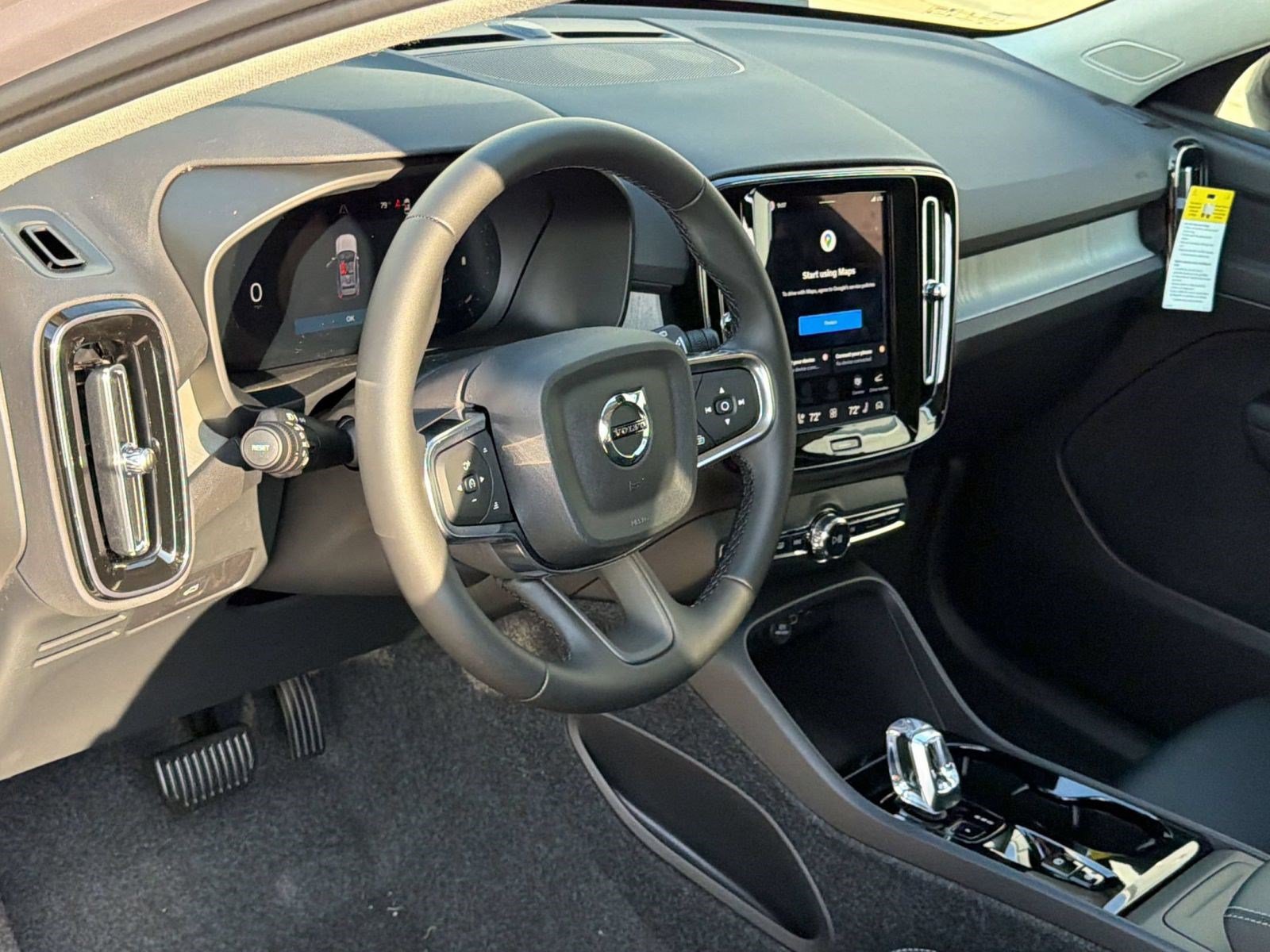 New 2026 Volvo XC40 B5 Plus w/ Protection Package Premier AWD/4WD image 4
